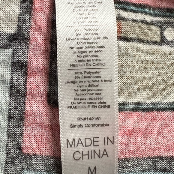 Adorable Retro print t-shirt radio cassette tv print size medium - Picture 11 of 11